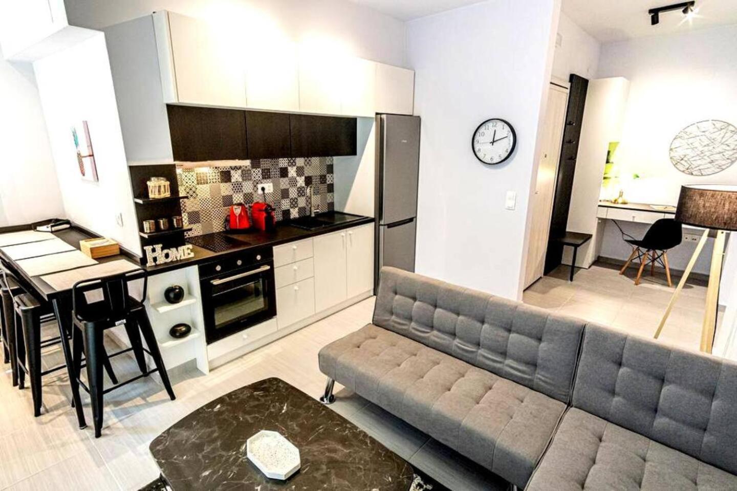 Albatros Apartment *